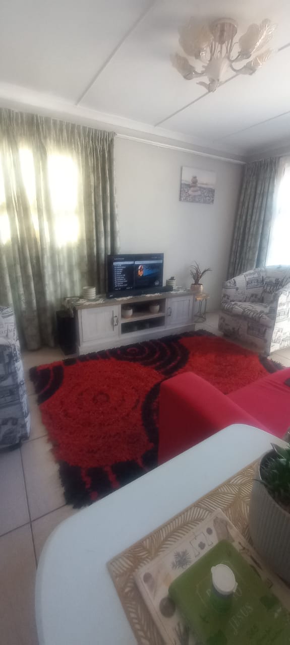 2 Bedroom Property for Sale in Motherwell Nu 3 Eastern Cape